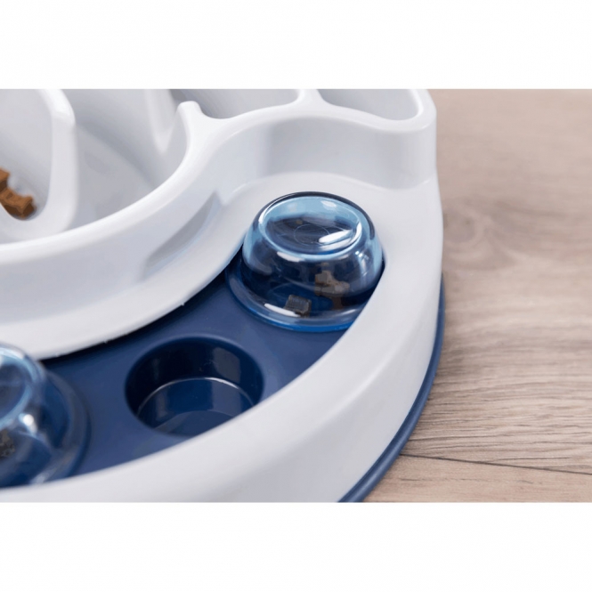 Alternative view of Trixie Activity Slide & Feed Strategiespiel