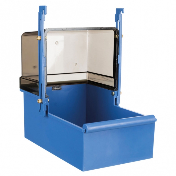 Alternative view of Trixie Papageienbadehaus